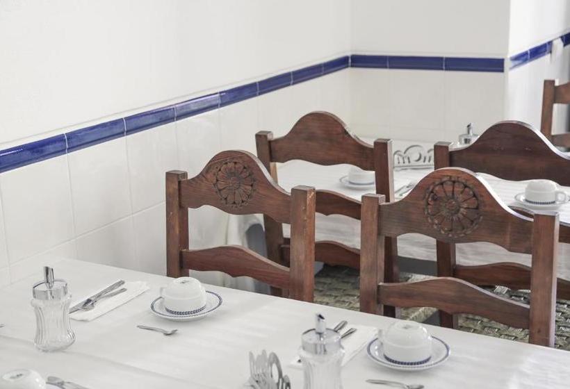 مبيت وإفطار A Muralha