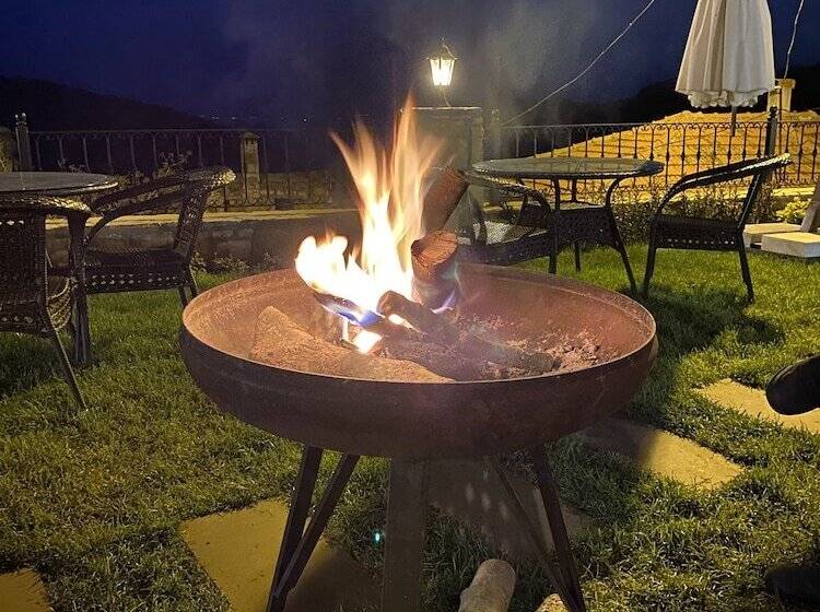 민박 Arıklı Han Kazdağları