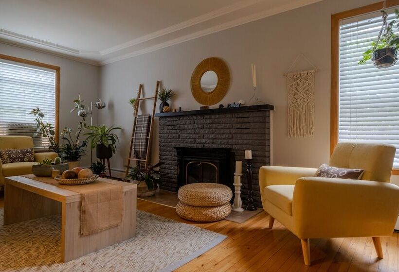 مبيت وإفطار Au Coq Du Bonheur