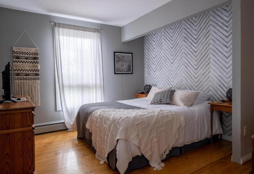 مبيت وإفطار Au Coq Du Bonheur