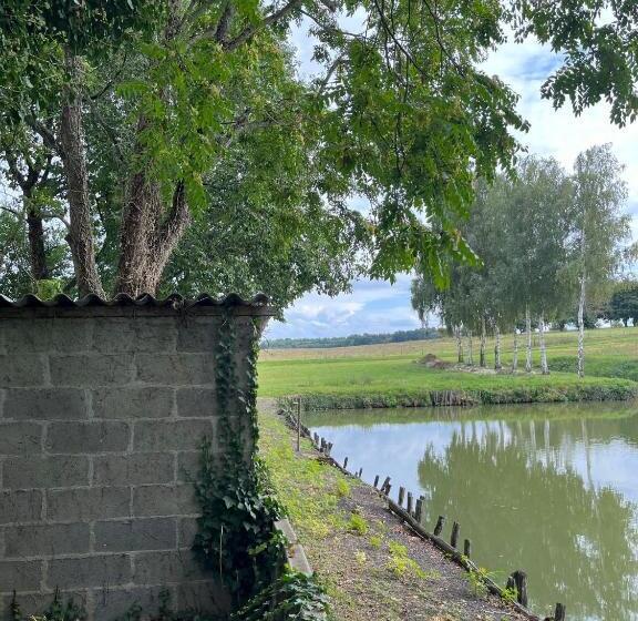 민박 Château De Montaupin