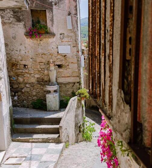 مبيت وإفطار Dimora Cavour