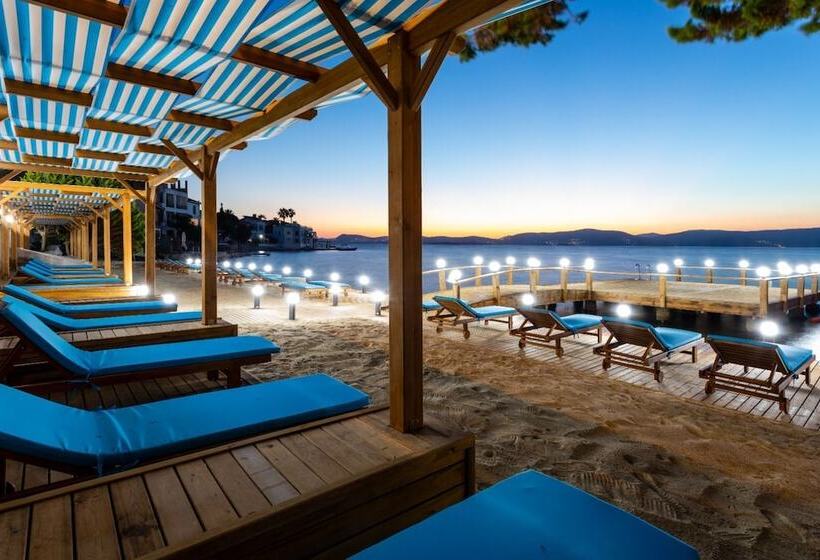 Gulluk Yalı Boutique Otel