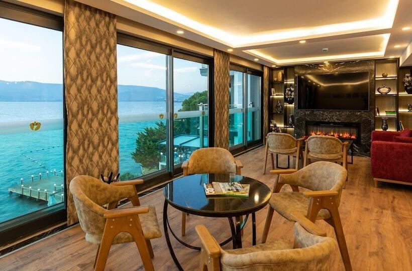 Gulluk Yalı Boutique Otel