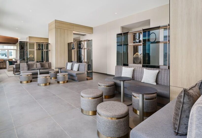 Ac Hotel By Marriott Raleigh Downtown