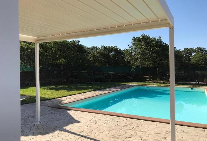 فندق Agriturismo Abbalughente