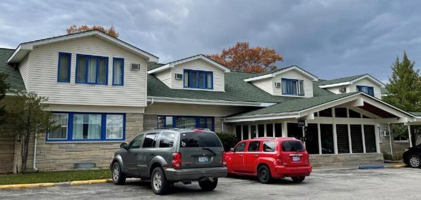 호텔 Camp Inn Lodge