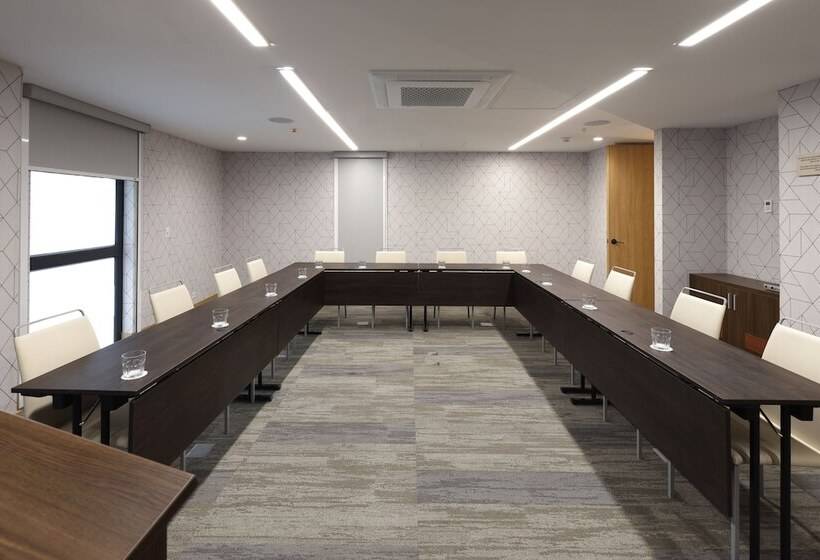 هتل Casa Andina Standard Benavides