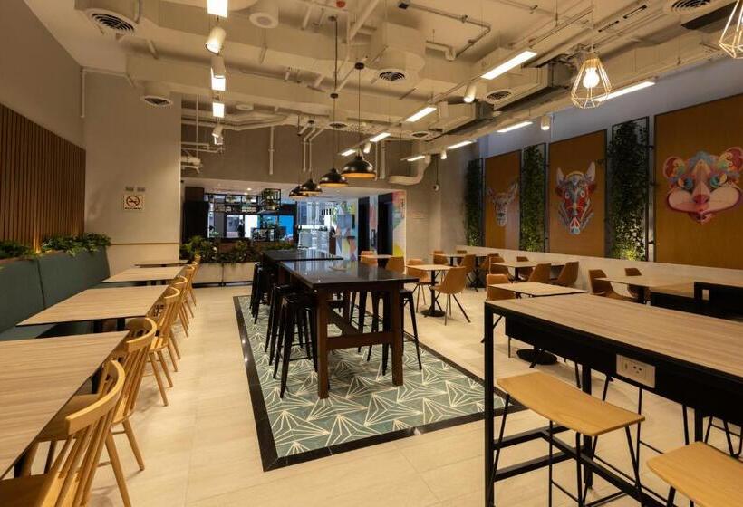 هتل Casa Andina Standard Benavides