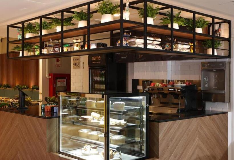 هتل Casa Andina Standard Benavides