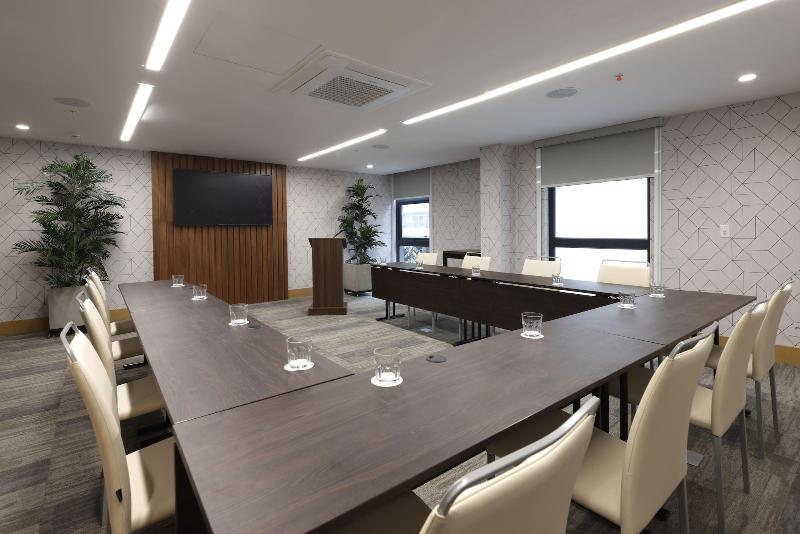 هتل Casa Andina Standard Benavides