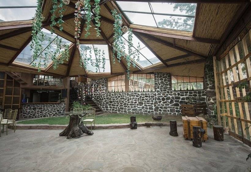 هتل Eco Tampu Andahuaylillas