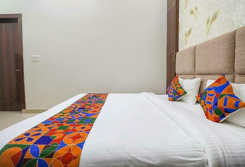 ホテル Fab Mohan Palace