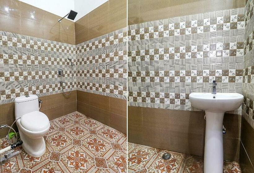 ホテル Fab Mohan Palace