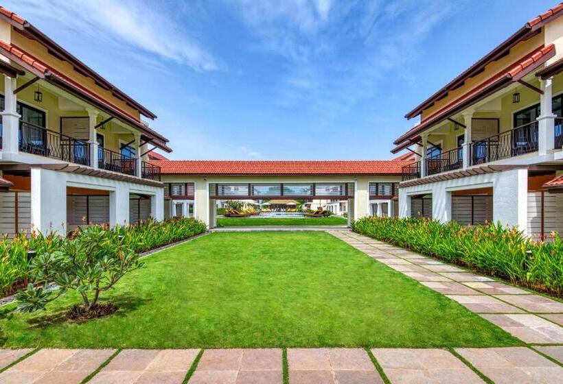 호텔 Fairfield By Marriott Goa Benaulim