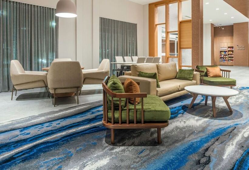 فندق Fairfield By Marriott Inn & Suites Kansas City North, Gladstone