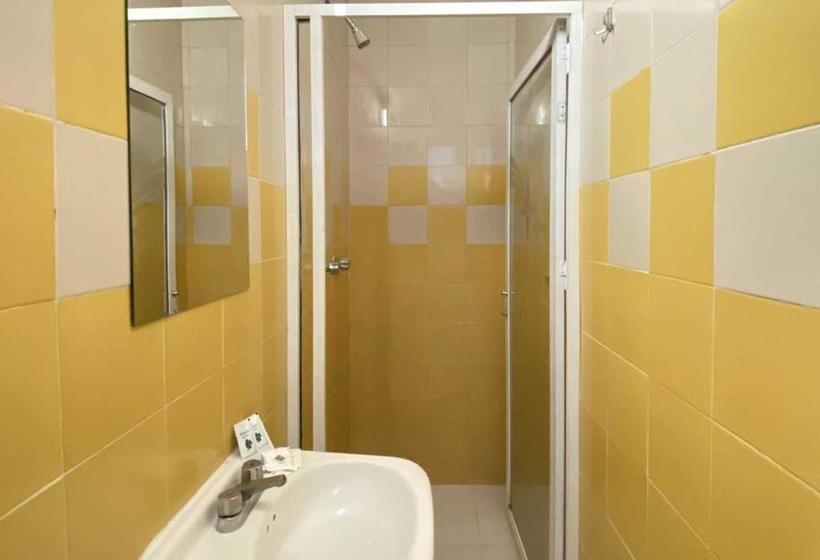 ホテル Gran Via Central