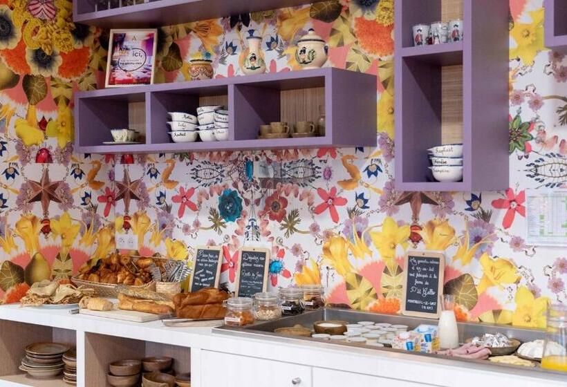 Greet Hotel Rennes Pace