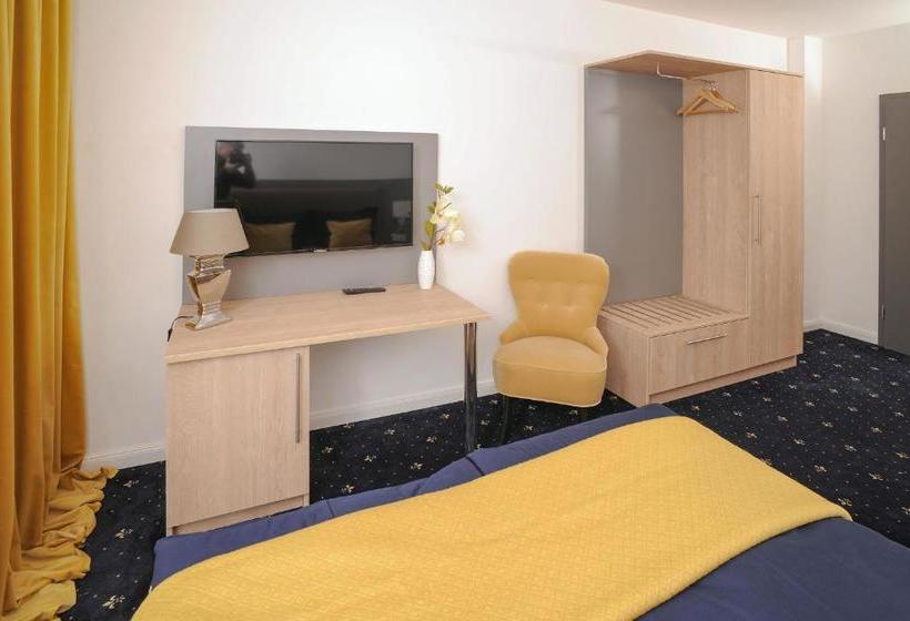 Отель Gästehaus Weinberge