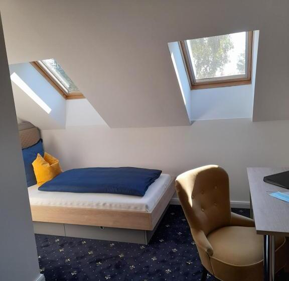 Отель Gästehaus Weinberge