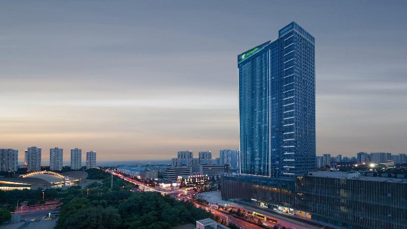 ホテル Holiday Inn Qinhuangdao Haigang