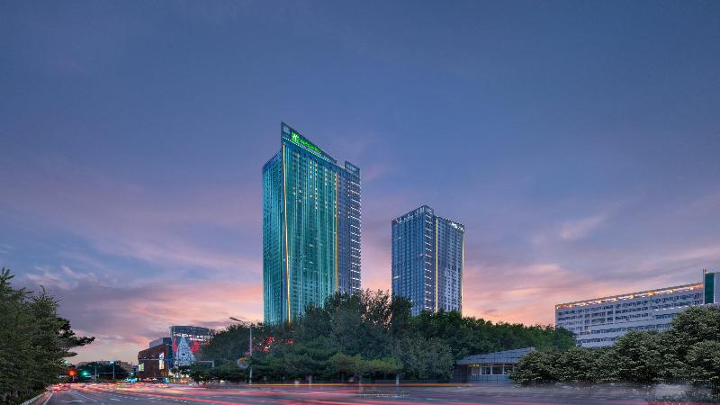 ホテル Holiday Inn Qinhuangdao Haigang