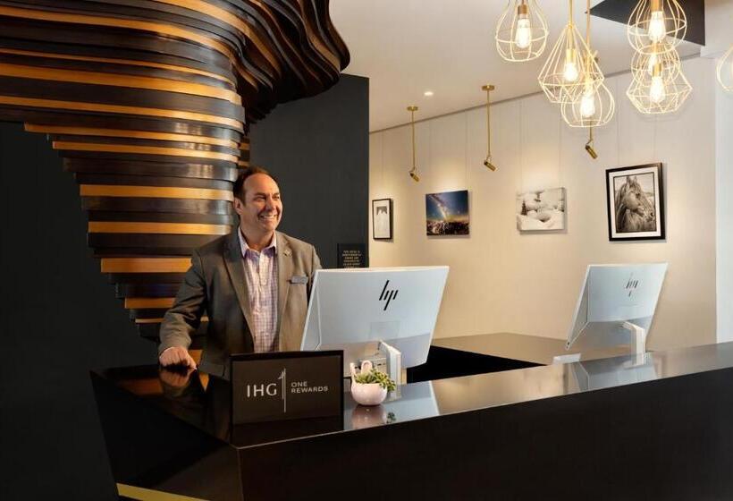 Отель Indigo Silverthorne, An Ihg