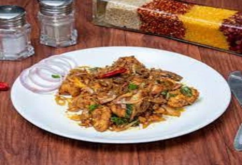 فندق Malayalee Club