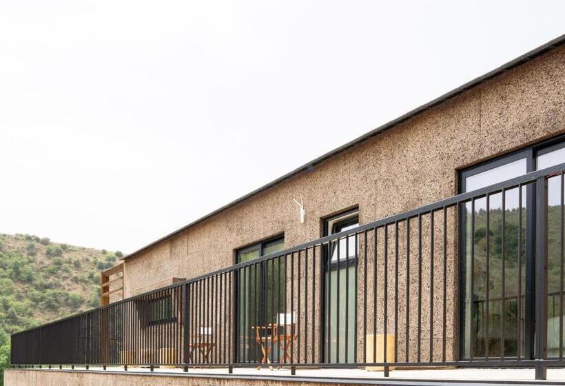 هتل Montesinho Eco Resort