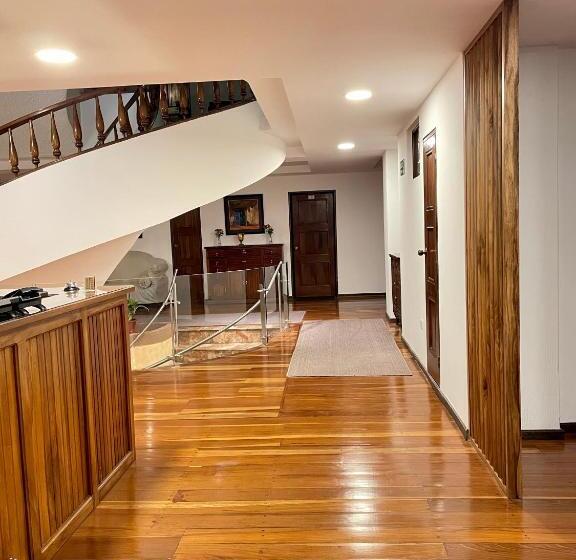 هتل Loft Nass Atahualpa