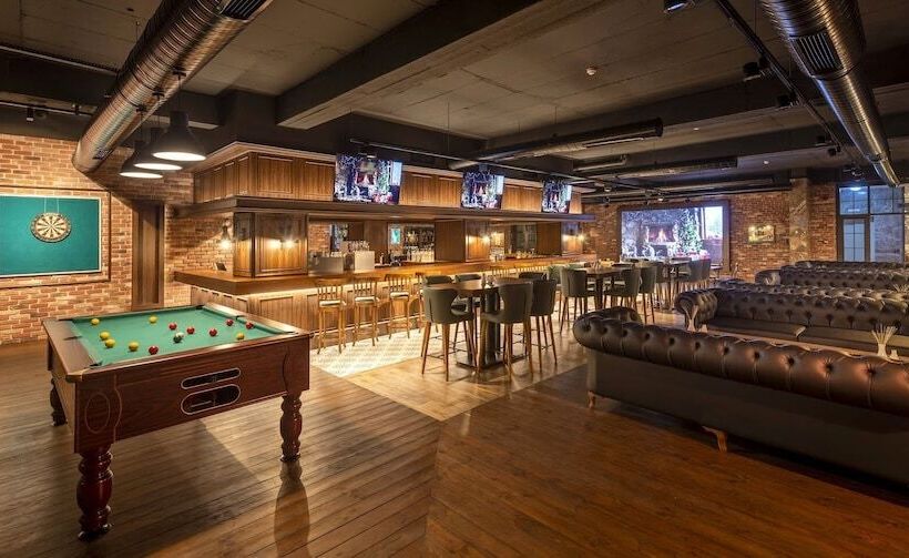 Отель Novel Centre Point