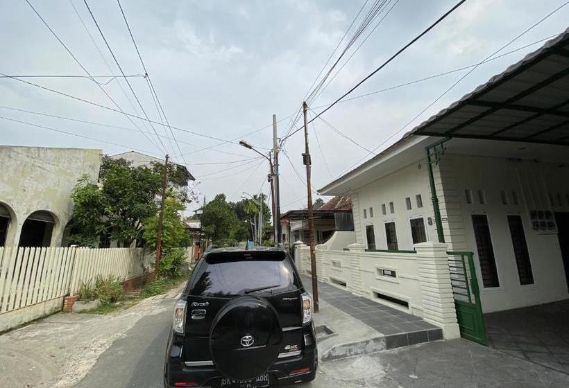 호텔 Oyo 11365s Martimbang Homestay