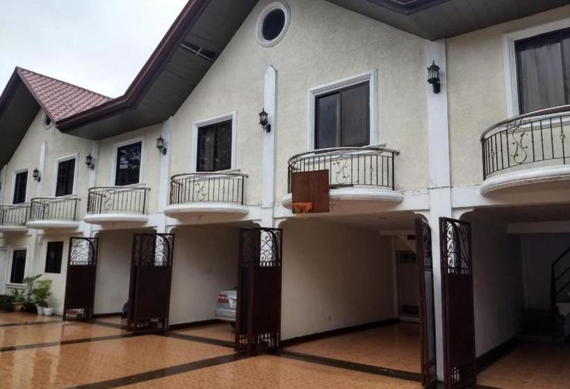 فندق Oyo 812 Laura S