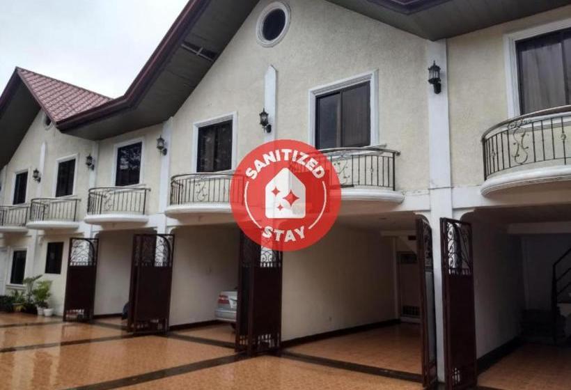 فندق Oyo 812 Laura S