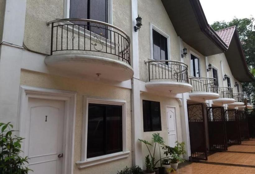 فندق Oyo 812 Laura S