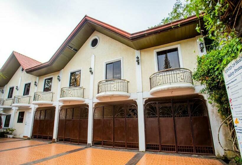 فندق Oyo 812 Laura S