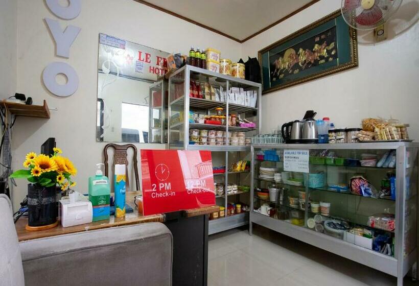 فندق Oyo 812 Laura S