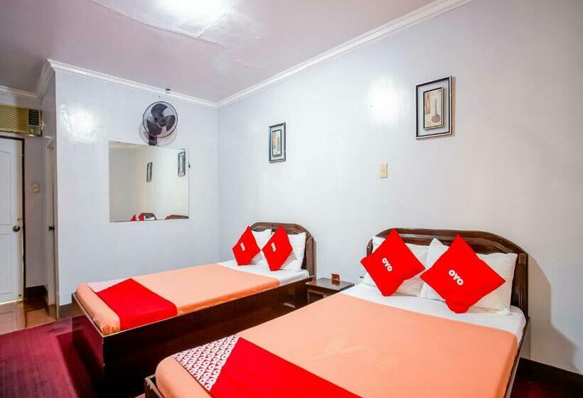 فندق Oyo 812 Laura S