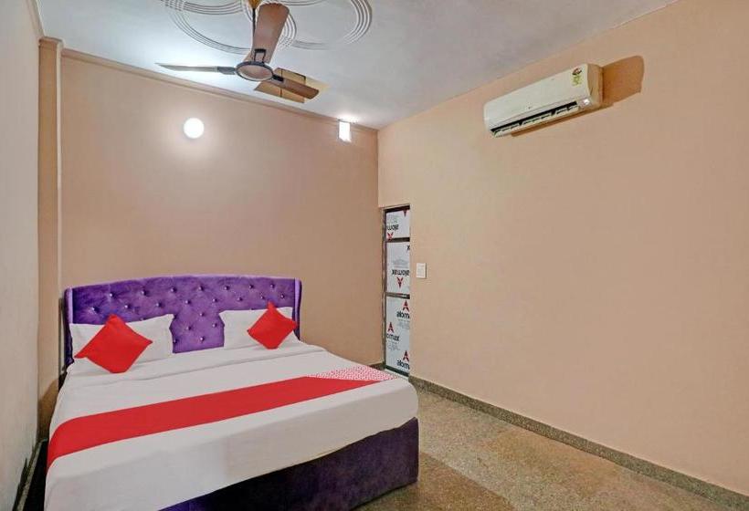 בית מלון כפרי Oyo 81394 New Golden Light Guest House