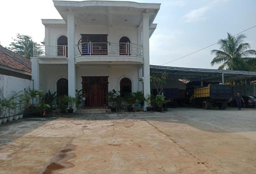 בית מלון כפרי Oyo 90585 Saka Ganta Guest House