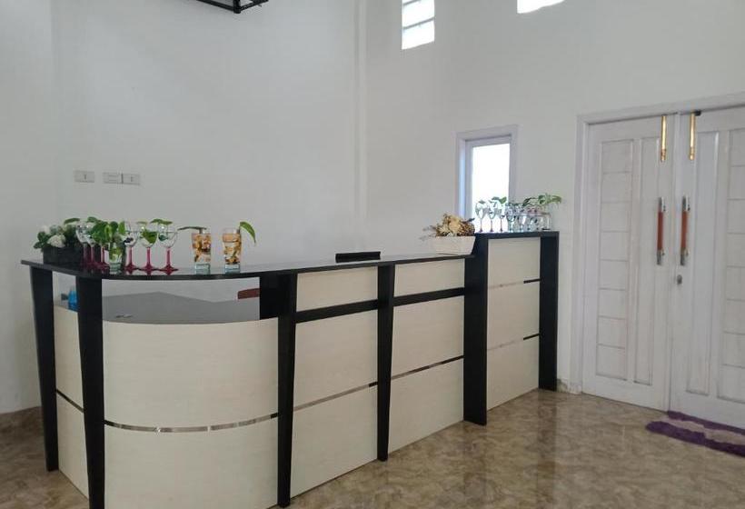 בית מלון כפרי Oyo 90585 Saka Ganta Guest House