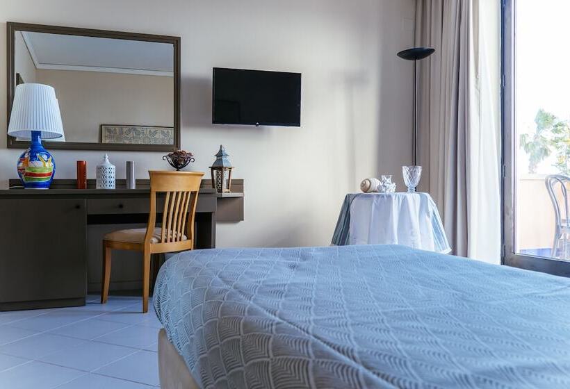 בית מלון כפרי Palm Beach Club Casteldaccia