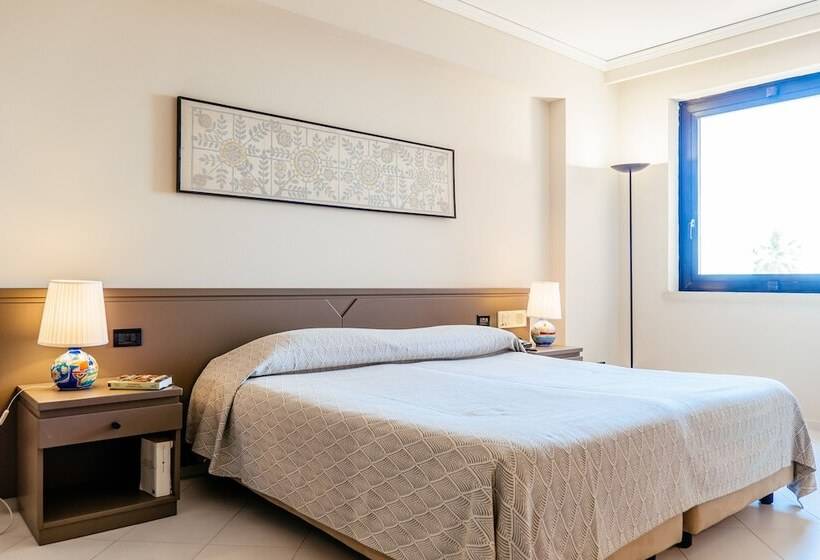 בית מלון כפרי Palm Beach Club Casteldaccia