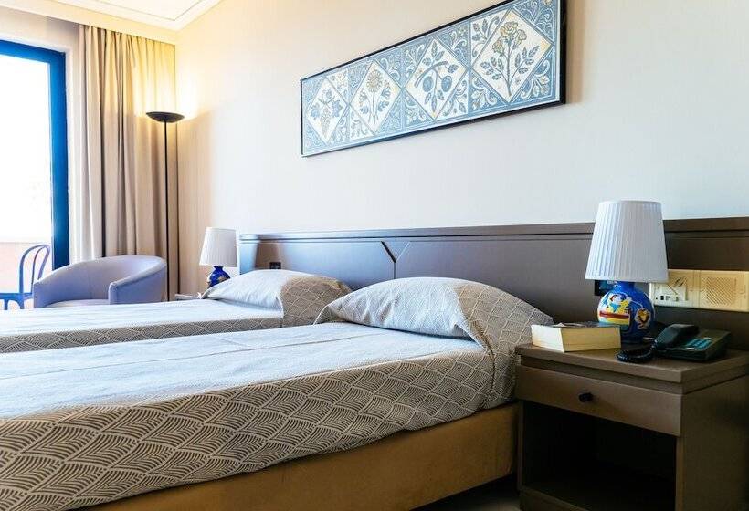 בית מלון כפרי Palm Beach Club Casteldaccia