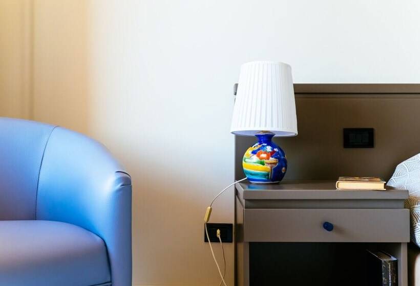 בית מלון כפרי Palm Beach Club Casteldaccia