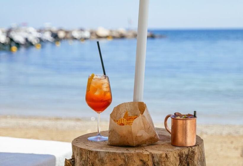 בית מלון כפרי Palm Beach Club Casteldaccia