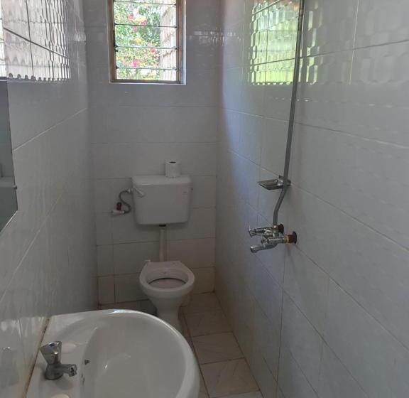 בית מלון כפרי Primeshade Guesthouse