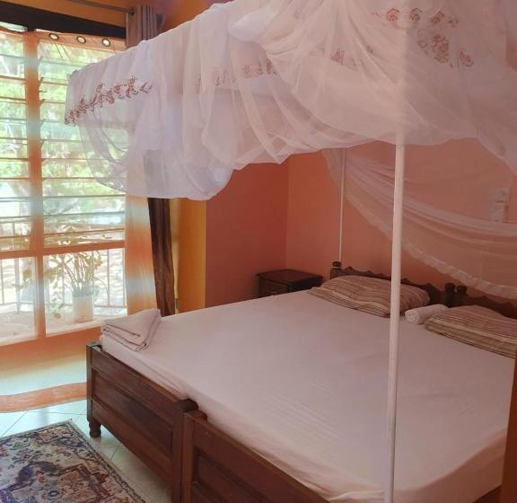 בית מלון כפרי Primeshade Guesthouse