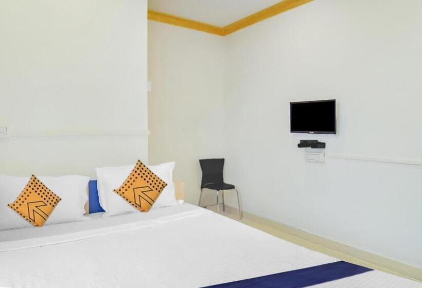 هتل Spot On Nirvaan Guest House