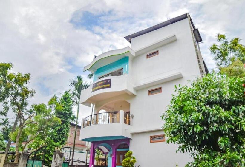 هتل Spot On Nirvaan Guest House